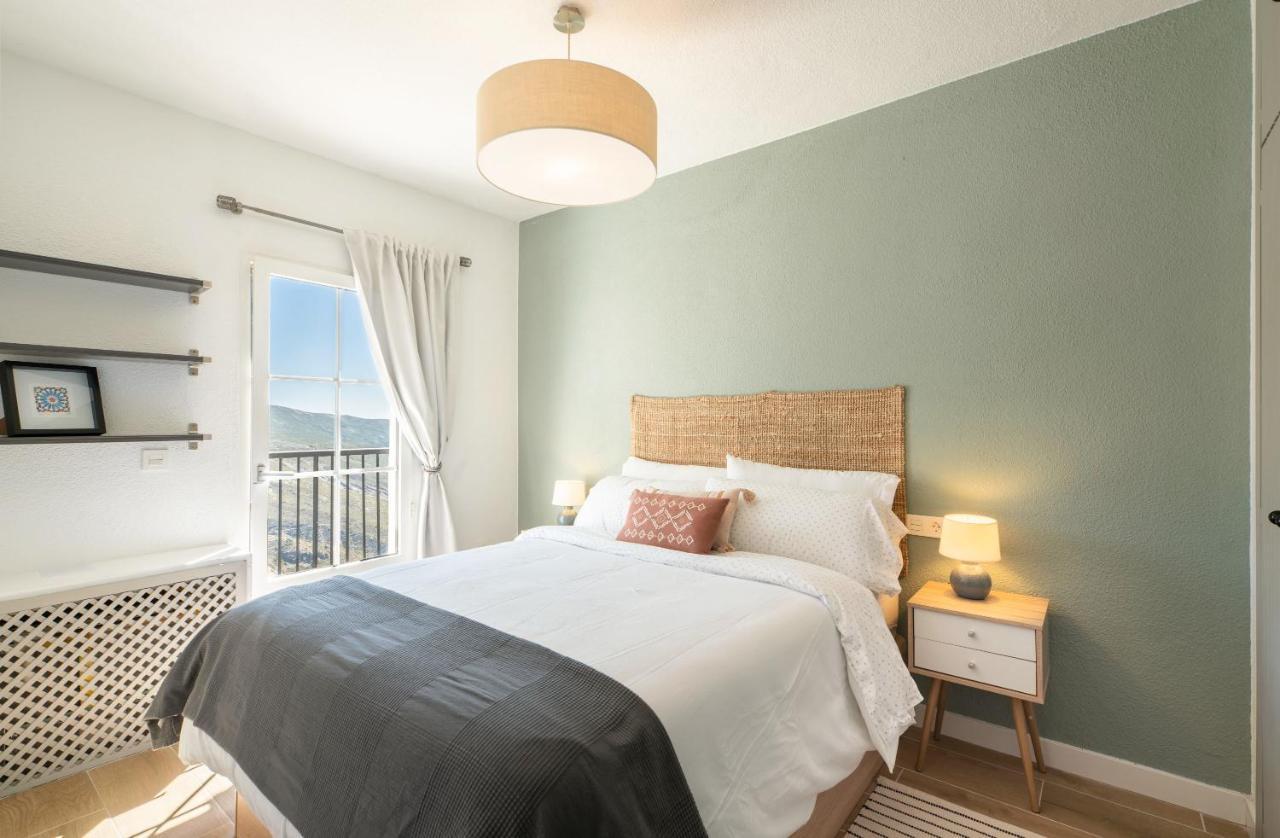 Beautifully Renovated 4 Bedroom Apt + Kid'S Room سْييرا نيفادا المظهر الخارجي الصورة