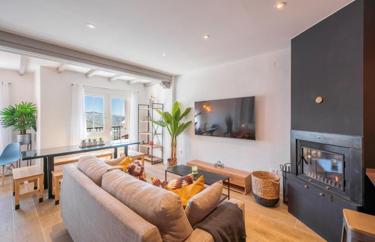 Beautifully Renovated 4 Bedroom Apt + Kid'S Room سْييرا نيفادا المظهر الخارجي الصورة